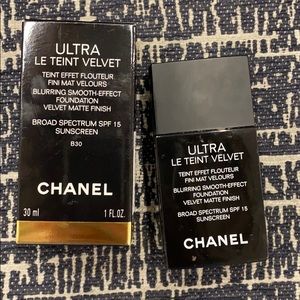 Chanel Ultra le teint velvet makeup foundation